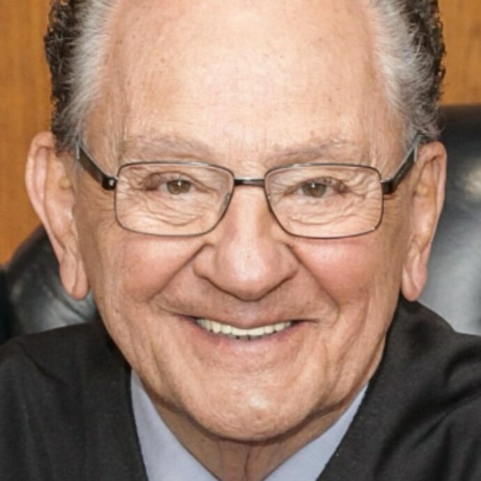 È morto Frank Caprio, addio al “giudice buono” della tv. Il suo ultimo messaggio: “Ricordatevi di me per favore”