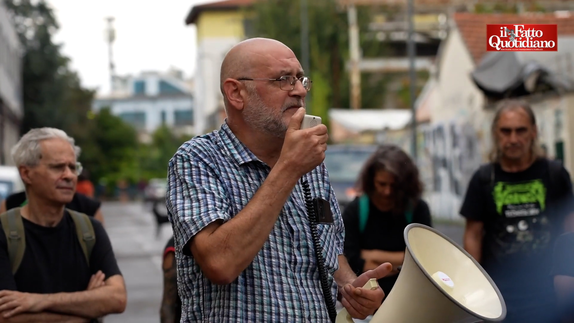 Sgombero Leoncavallo, Daniele Farina: “Non c’è da stupirsi, abbiamo visto crescere torri di 20 piani nei cortili” Sgombero Leoncavallo, Daniele Farina: “Non c’è da stupirsi, abbiamo visto crescere torri di 20 piani nei cortili”