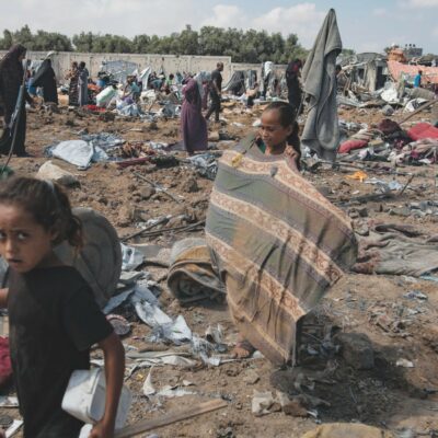 Copertina di “Tregua? Gaza sarà nostra”. Così Netanyahu rischia il Vietnam