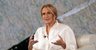 Copertina di “Monica Maggioni si è licenziata dalla Rai dopo 33 anni”, ma continuerà a condurre i suoi programmi