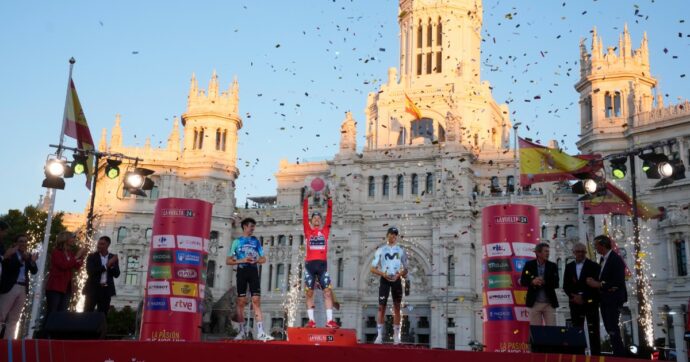 Tre tappe in Italia, tante montagne e molti assenti illustri: tutto quello che c’è da sapere sulla Vuelta de España 2025