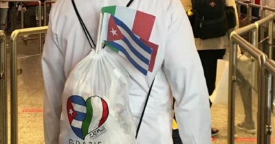 Copertina di Medici cubani in Calabria, gli Usa minacciano sanzioni per chi li fa arrivare. Occhiuto cede e rinuncia a chiederne altri