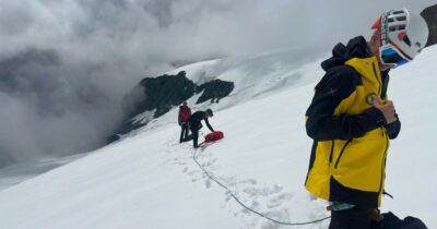 Copertina di Passano la notte a 4 mila metri: salvati 2 alpinisti