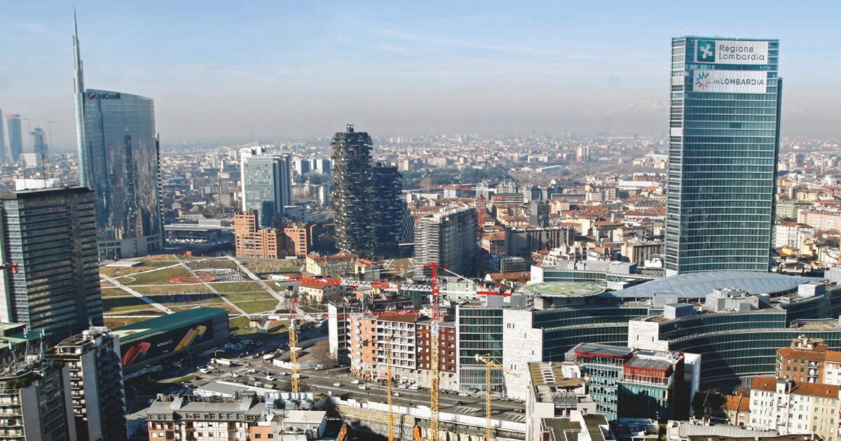 urbanistica a milano l8217appello di 200 docenti universitari fermare e ridiscutere le operazioni immobiliari sotto inchiesta in primis san siro