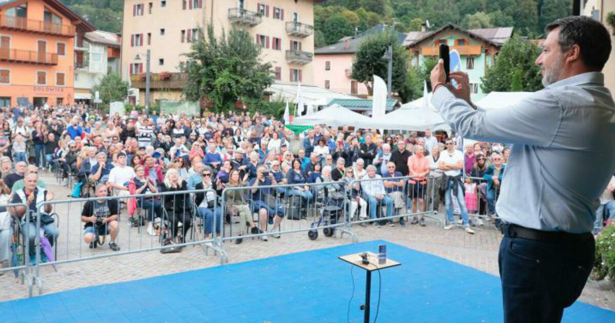 salvini insiste macron 232 permaloso smetta di parlare con toni bellici il pericolo non 232 la russia ma i terroristi islamici
