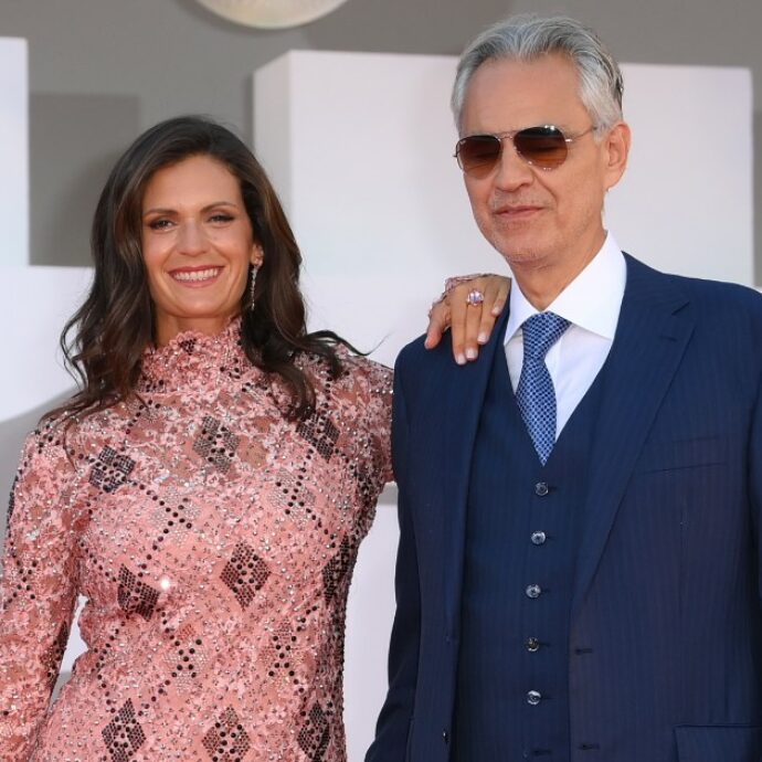 “Mi sono tolta la gonna nei corridoi del Palazzo della Regina e sono salita con Andrea Bocelli sul tetto per prendere un elicottero”: la mirabolante ‘fuga’ di Veronica Berti