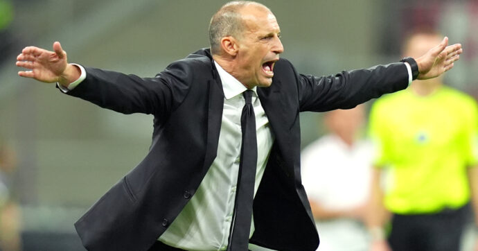 Il Milan parte col freno a mano: battuto dalla Cremonese a San Siro. Gol da copertina di Bonazzoli. Allegri furioso per gli errori difensivi