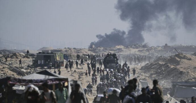 “A Gaza 289 morti di fame, 115 erano bambini”. In Israele le famiglie degli ostaggi protestano davanti alle case dei ministri