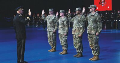 Copertina di Le BigTech s’arruolano nell’esercito di Trump. E intanto ci fanno affari