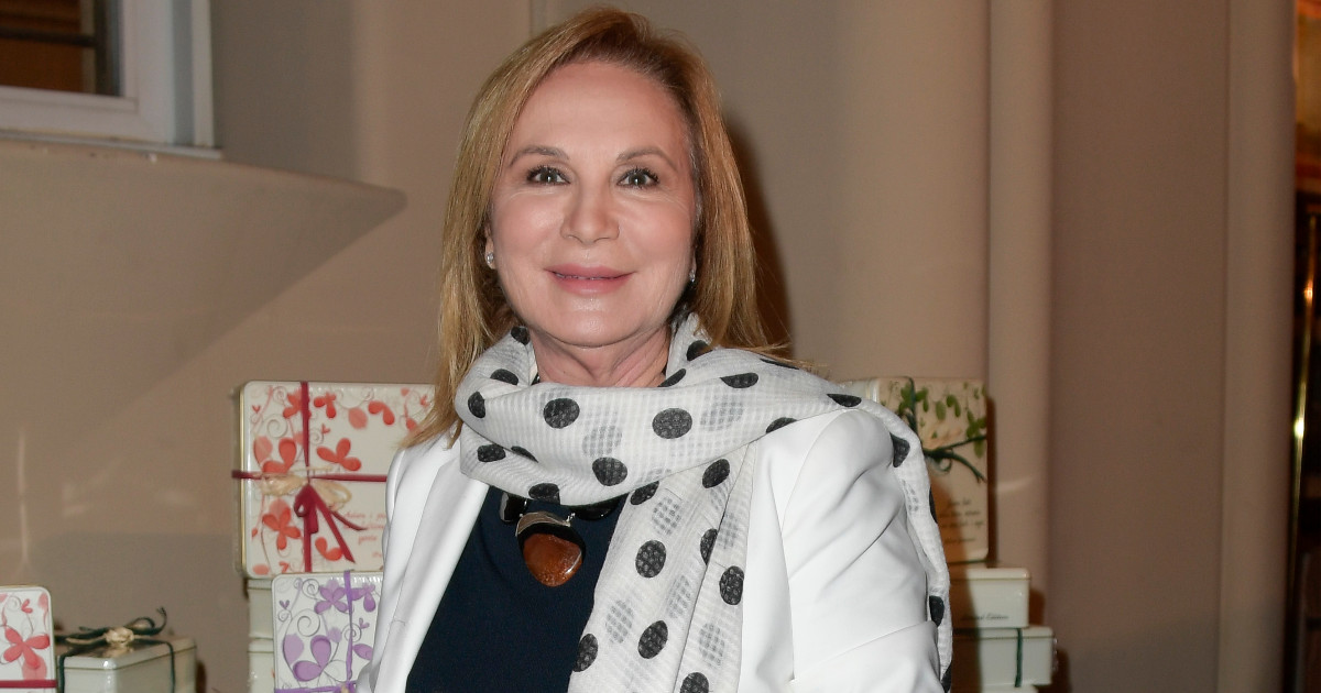 “Faccio ancora l’amore. Il sesso a 80 anni è bellissimo, non è più un esercizio ginnico”: Rosanna Lambertucci e i ‘segreti’ del benessere “Faccio ancora l’amore. Il sesso a 80 anni è bellissimo, non è più un esercizio ginnico”: Rosanna Lambertucci e i ‘segreti’ del benessere