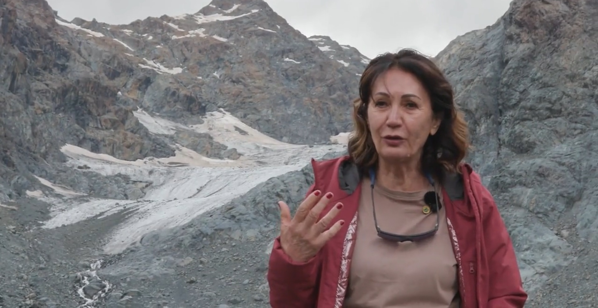 arretramento senza precedenti negli ultimi 40 anni il video dal ghiacciaio del ventina alle prese con la crisi climatica