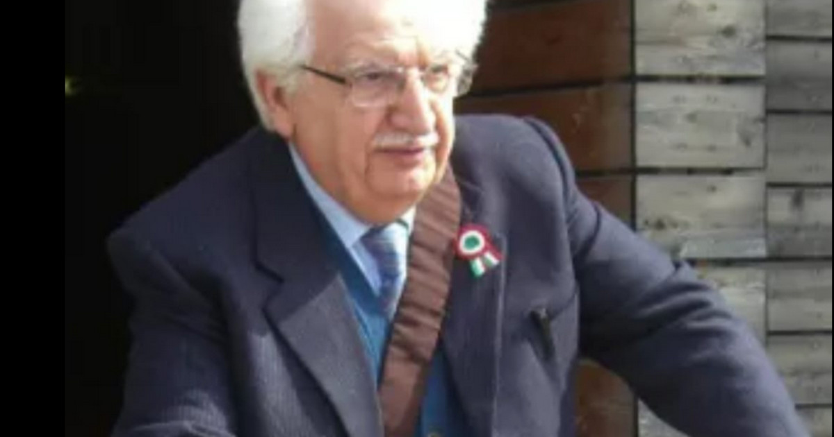 “Mi hanno rubato la bici, aiutatemi a ritrovarla”: lo scrittore Bruno Gambarotta vittima di furto, l’appello social “Mi hanno rubato la bici, aiutatemi a ritrovarla”: lo scrittore Bruno Gambarotta vittima di furto, l’appello social