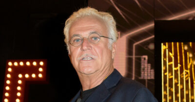 Copertina di “Ho sentito i baristi dire di lavare bene la mia tazzina perché potevo contagiarli con l’AIDS”: Marco Predolin e la bufala sulla malattia