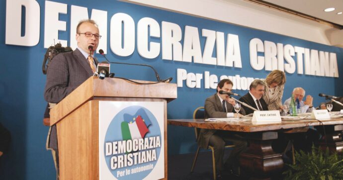 La lunga agonia della Balena Bianca: la Dc tra Rotondi, Cuffaro e Gasparri