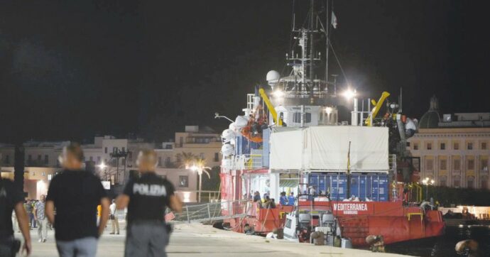 Trapani, fermo in porto per nave Mediterranea