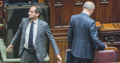 Copertina di Schillaci evita il Meeting di Cl: Gemmato per commissariarlo