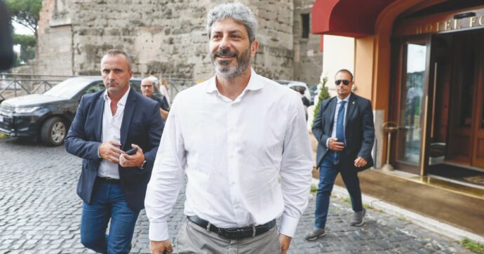 Campania, il compromesso Pd: sì a Fico e De Luca jr. segretario