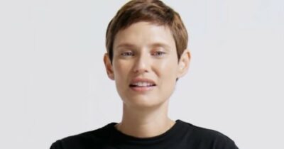 Copertina di “Quando ho scoperto il cancro ho detto di essere stata stupida a non essermi tolta le ovaie ma non è una decisione facile. Oggi non sapete che darei per riavere il ciclo”: parla Bianca Balti