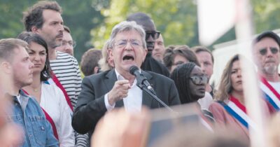 Copertina di Francia, Mélenchon: “Dopo Bayrou tocca  a Macron. Il 10 settembre blocchiamo tutto”