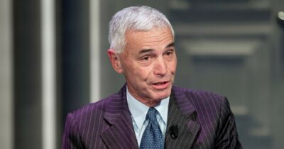 Copertina di Vaccini, la deputata FdI: “Palù riferisca sulle pressioni su Astrazeneca”