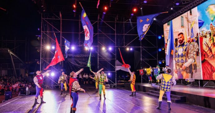 Gli Sbandieratori di Cori al festival di Mosca. Fdi: “Legittimano la violenza di Putin”. La replica: “Siamo promotori di pace”