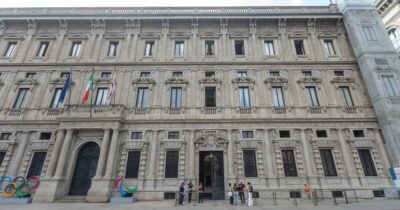 Copertina di Milano, il consulente dei pm: “Comune ha violato la legge, la Commissione Paesaggio non può occuparsi di edilizia”