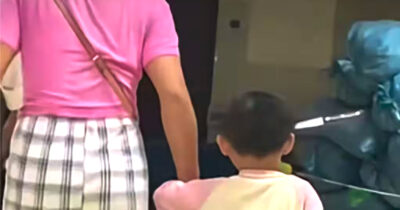 Copertina di Una bambina entra in ospedale con un coltello conficcato in testa: attimi di panico nei corridoi. La madre: “Un incidente mentre cambiavo le lenzuola”