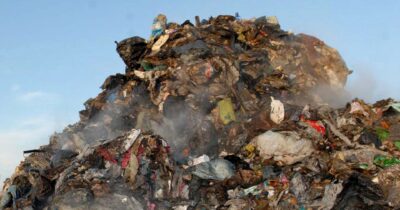 Copertina di Troppi rifiuti italiani inceneriti in Finlandia: “Basta, qui l’aria è diventata irrespirabile”