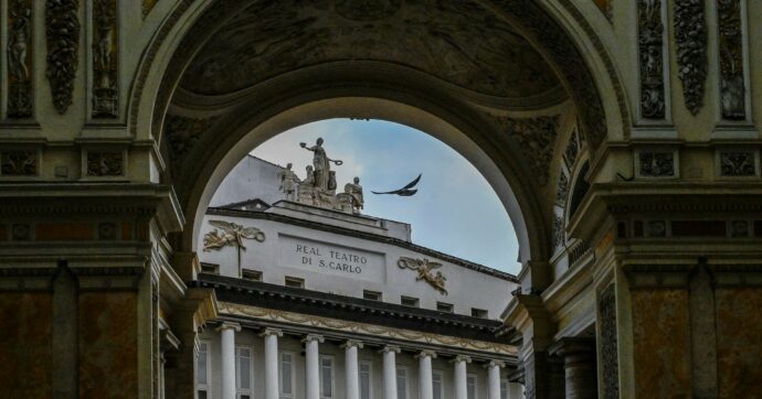 San Carlo, congelato il ricorso di Manfredi. La procura apre un fascicolo sulla gestione
