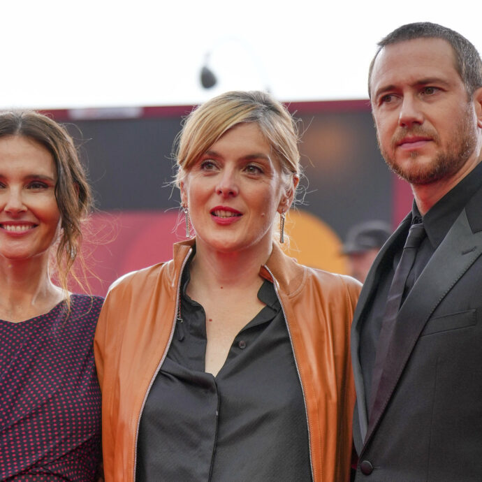 Venezia 2025, “A pied d’oeuvre” e “No other choice” tra realismo, allegoria, precariato e miseria – Le recensioni