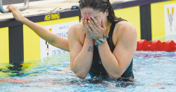 Furto in aeroporto: 2 nazionali di nuoto bloccate per una settimana a Singapore