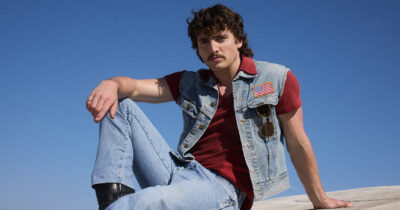 Copertina di Benson Boone a sorpresa canta “When We Were Young” di Adele e dimostra come si dovrebbe cantare: il video dell’esibizione è diventato virale