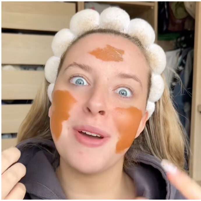 “Voleva distinguersi dalle altre damigelle al matrimonio, indossando un abito bianco”: la richiesta insolita che ha spiazzato la sposa