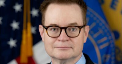 Copertina di Trump sceglie un no vax alla guida dell’agenzia sanitaria: è Jim O’Neill, vice di Robert Kennedy Jr.