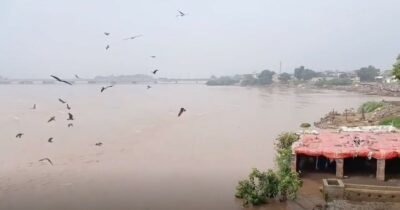 Copertina di Pakistan, inondazioni in Punjab: vittime e 265.000 evacuati – Il video