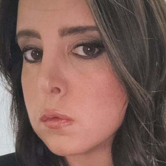 Camilla Mancini è la nuova valletta di Barbara Palombelli a “Forum”: “Mi sono innamorata della sua storia”. Chi è la figlia del ct Roberto