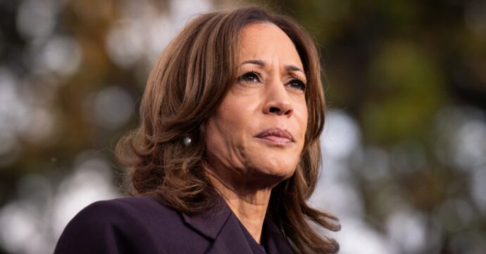 Copertina di Donald Trump revoca la protezione dei servizi segreti all’ex vicepresidente Kamala Harris