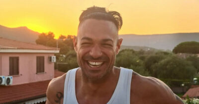 Copertina di “Sono un agente immobiliare, guadagno anche 50mila euro a transazione. ‘Casa a prima vista’ mi aveva scelto, ma poi…”: l’ex tronista Leonardo Greco si racconta