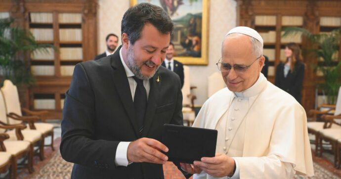 Salvini ce l’ha fatta: è riuscito a farsi ricevere da un pontefice
