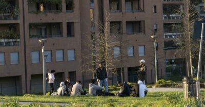 Copertina di “Non odio l’Italia, odio essere guardato come un criminale”: viaggio tra le seconde generazioni di Milano. Il procuratore: “Per loro è più dura, si scontrano con la disillusione”