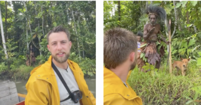 Copertina di “Guardate qui, c’è una tribù cannibale che ci sta puntando gli archi. Ora mi avvicino”: influencer travolto di insulti dopo un video in cui ‘sfrutta’ i nativi di Papua – VIDEO