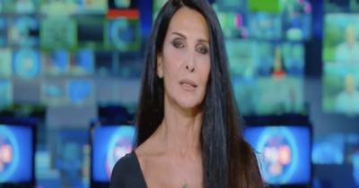 Copertina di “Siti con commenti deliranti ma non solo. Io leggo ancora ‘proprio lei, chissà con Berlusconi’. Cervelli piccoli non evolveranno mai”: così Elena Guarnieri durante il Tg5