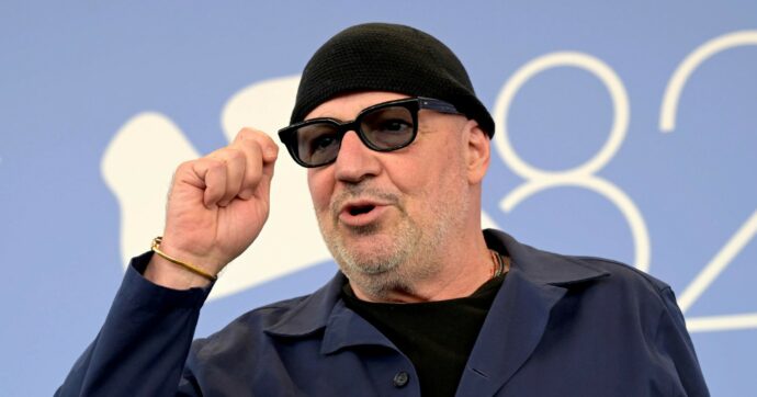 Appello di Venice 4 Palestine, Gianfranco Rosi: “Dico no alla censura. Faccio con il cinema la mia dichiarazione”