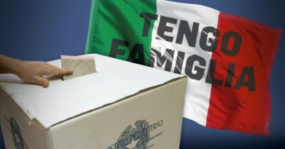 Copertina di Parenti,  massoni e condannati: ecco gli “impresentabili” in lista per le Regionali