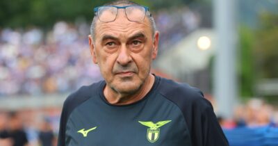 Copertina di Sarri spaventa la Lazio: “Se questa squadra non è adatta a me hanno sbagliato a chiamarmi”