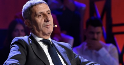 Copertina di Il direttore del TG1 Gian Marco Chiocci diventa portavoce di Giorgia Meloni? Lui smentisce: “Sto bene qui”