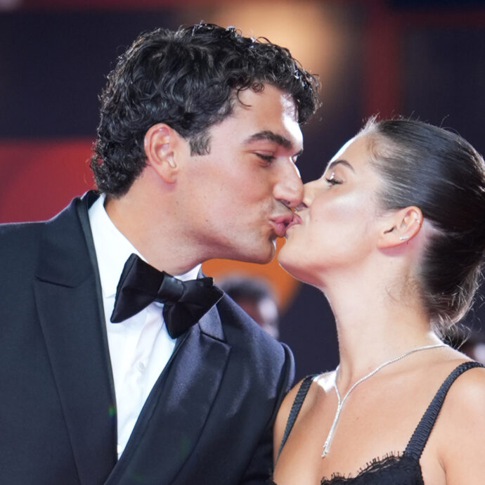 “Mare Fuori è semplicemente un percorso finito. Sono convinto che sarò anche migliore come attore, grazie alla mia fidanzata Maddalena”: così Giacomo Giorgio