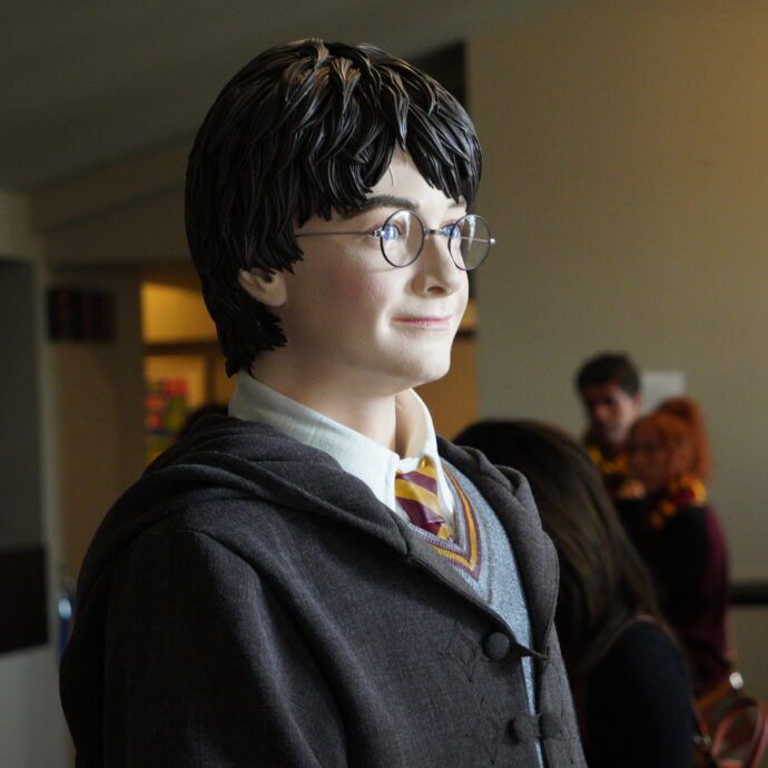 “Back To Hogwarts”, la magia di Harry Potter sbarca a Milano: mille fan italiani inaugurano l’anno scolastico di Hogwarts – Il racconto dell’evento
