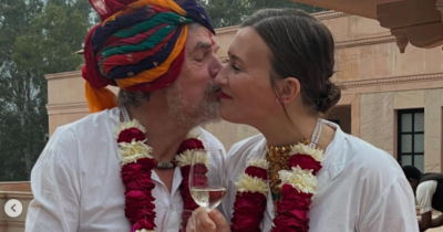 Copertina di “È stato magico, mistico”: a 81 anni Reinold Messner si sposa in gran segreto per la seconda volta con Diane Schumacher (di 16 anni più giovane)