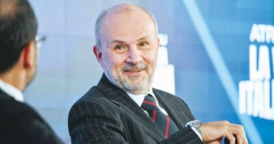 Copertina di Schillaci cambia le regole interne per diventare un ministro vero